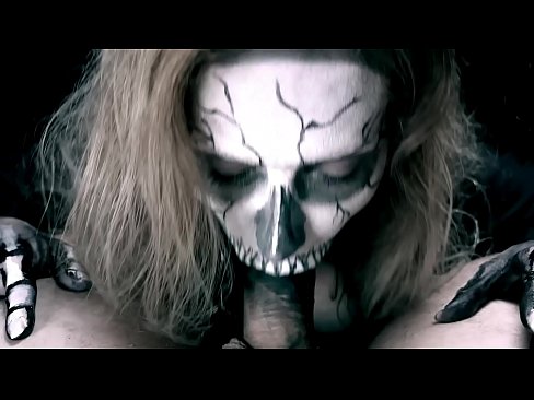 ❤️ Demonityttö imi munaa mustalla suullaan ja nielaisi spermaa. ❤ Vittu video at fi.mouthporn.ru ❤